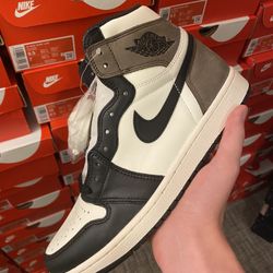 Jordan 1 High “Mocha” 