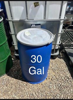 30 Gallons Plastic Barrel ($30) Clean Inside