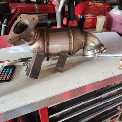 Honda Catalyst Brand New .....Never Used.    