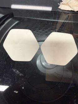 2 Xfinity Xfi WiFi extender pods gen 1