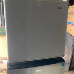 Small Refrigerator 