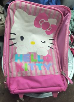 Girls hello kitty suit case
