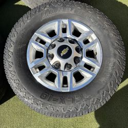 2020 Chevrolet Silverado 2500 17’ Stock Wheels
