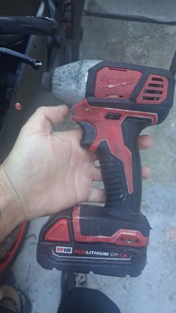 Milwakee impact Driver