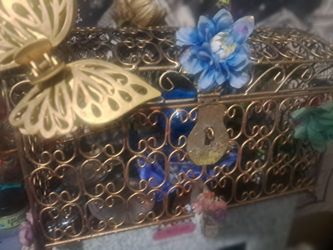 Vint chest