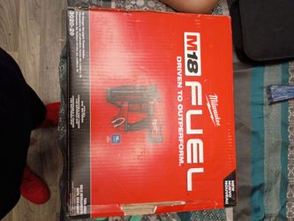 Milwaukee M18 FUEL 16 Gauge Finish Nailer 3020-20