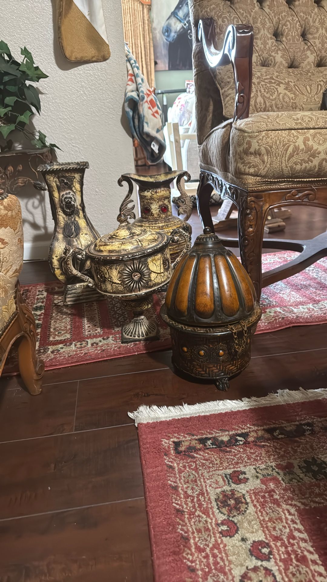 3Antique &rustic Vases and 1 Cooper Color