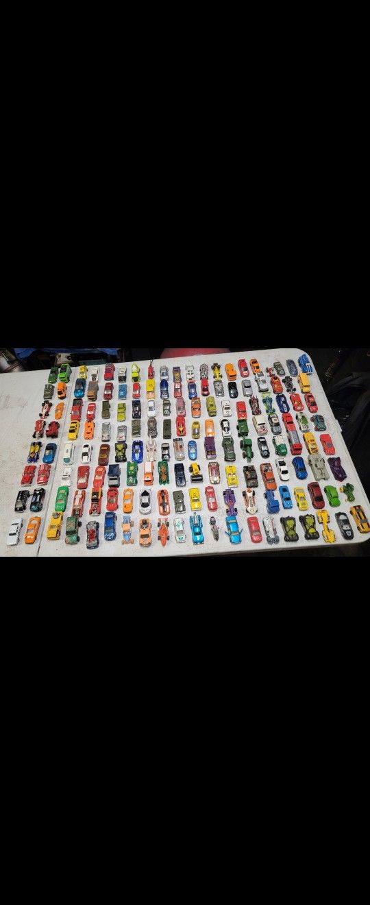 150 Matchbox And Hot Wheels