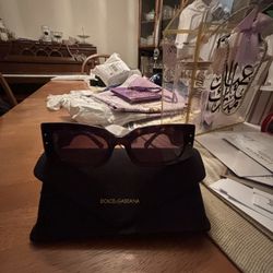 Dolce and gabbana glasses 
