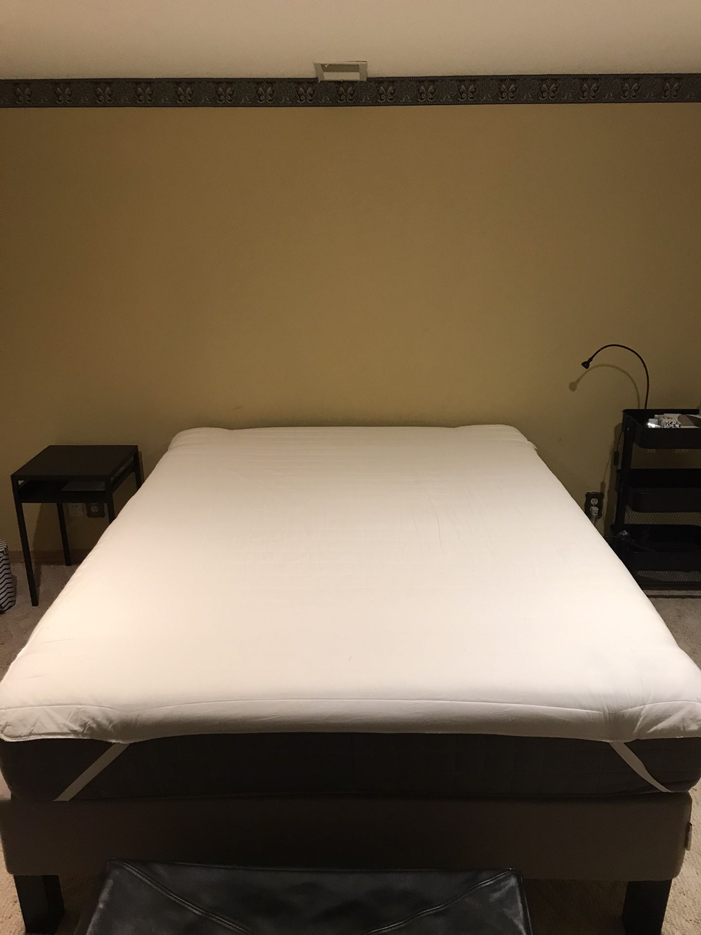 Queen bed (mattress, mattress cover and frame)