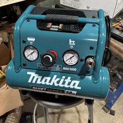 Makita 1 Gallon Air Compressor 