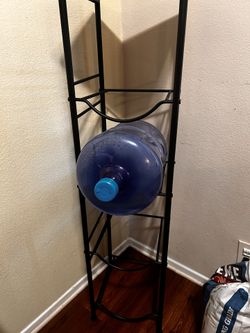 Four 5 Gallon Water Holder 