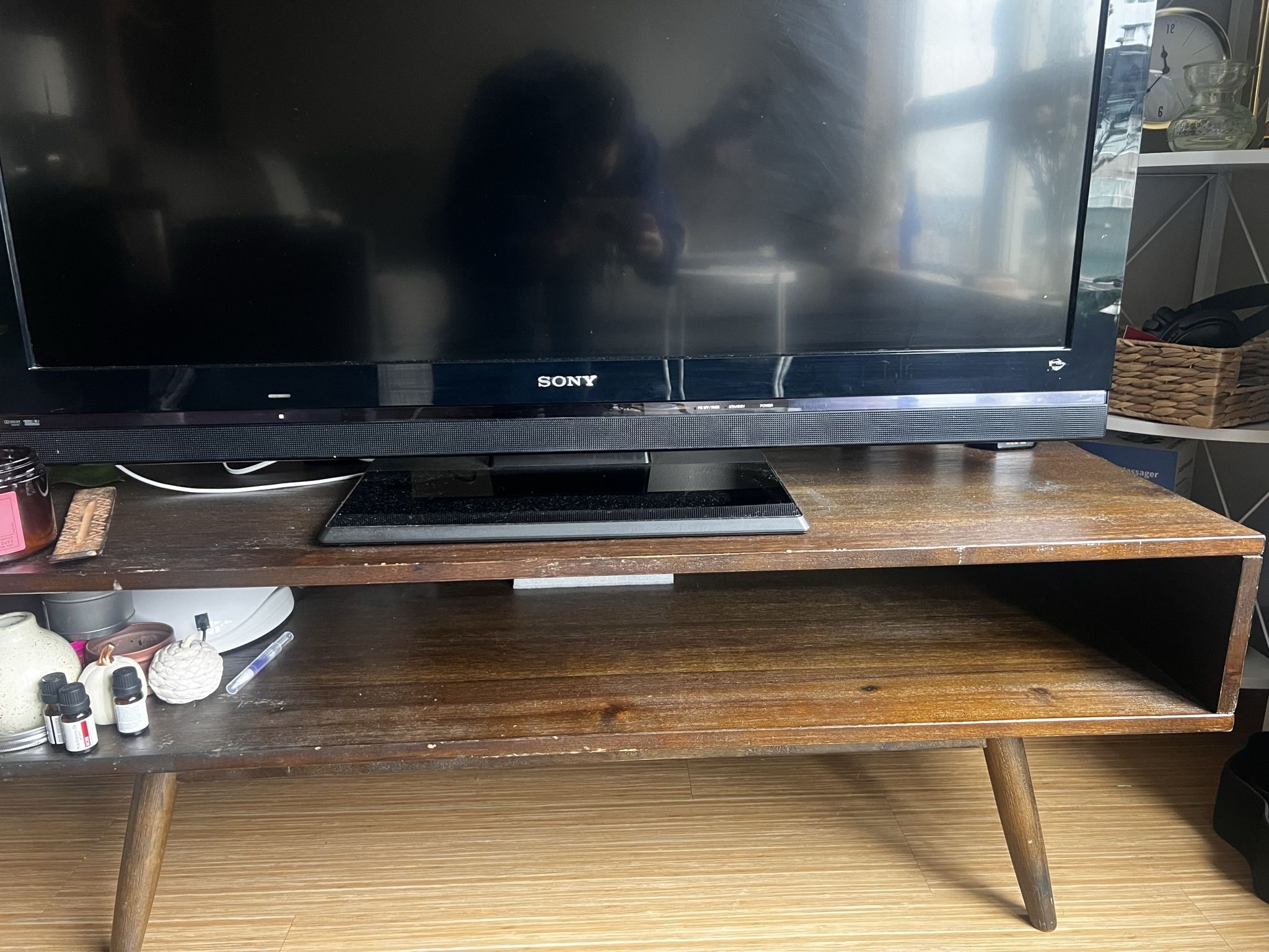 Sony TV $50 Or Best Offer.