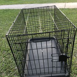 Dog cage in good condition 30x21