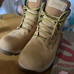 Mens Hiking Boots