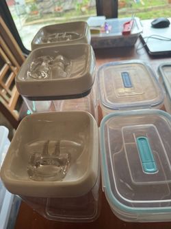 Plastic Food Storage Containers Set