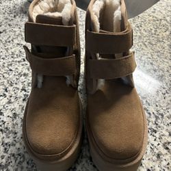 Ugg Platform Boot 