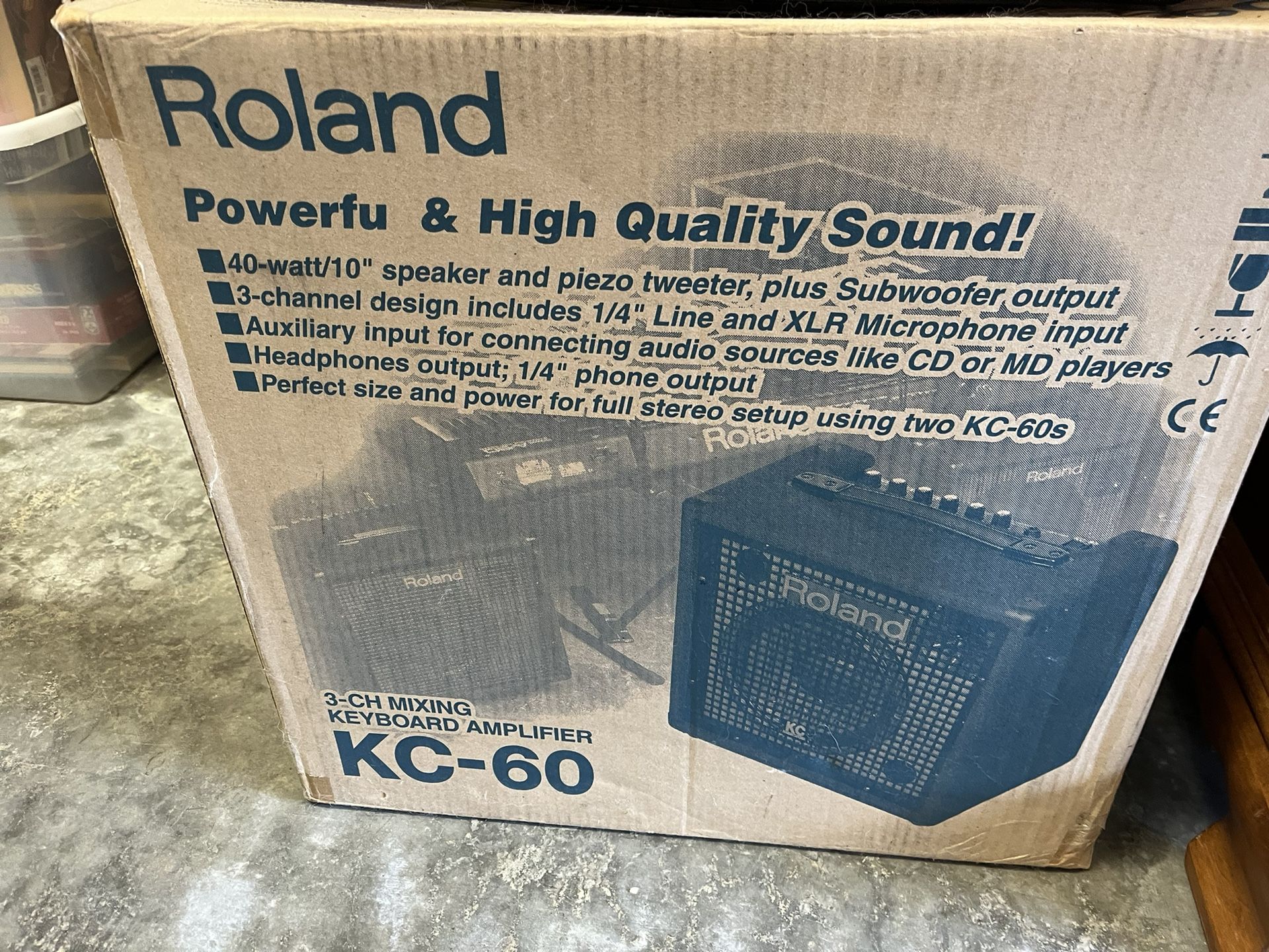 Roland KC-60