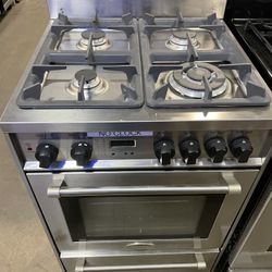 24 Inch Stainless Steel Gas Stove Delonghi Brand for Sale in South