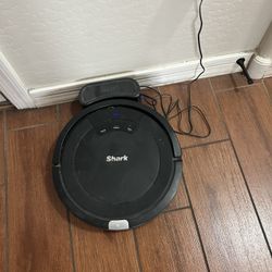 Shark Robot Vacuum 