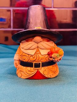 Vintage Jim Shore Heartwood Creek Pilgrim Gnome with cornucopia