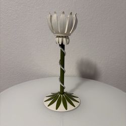 Retro Metal Flower Pillar Candle Holder