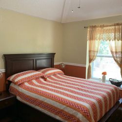 Queen Bed Frame And Bed No Mattress 