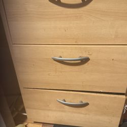3 Drawer File Cabinet/ Nightstand 