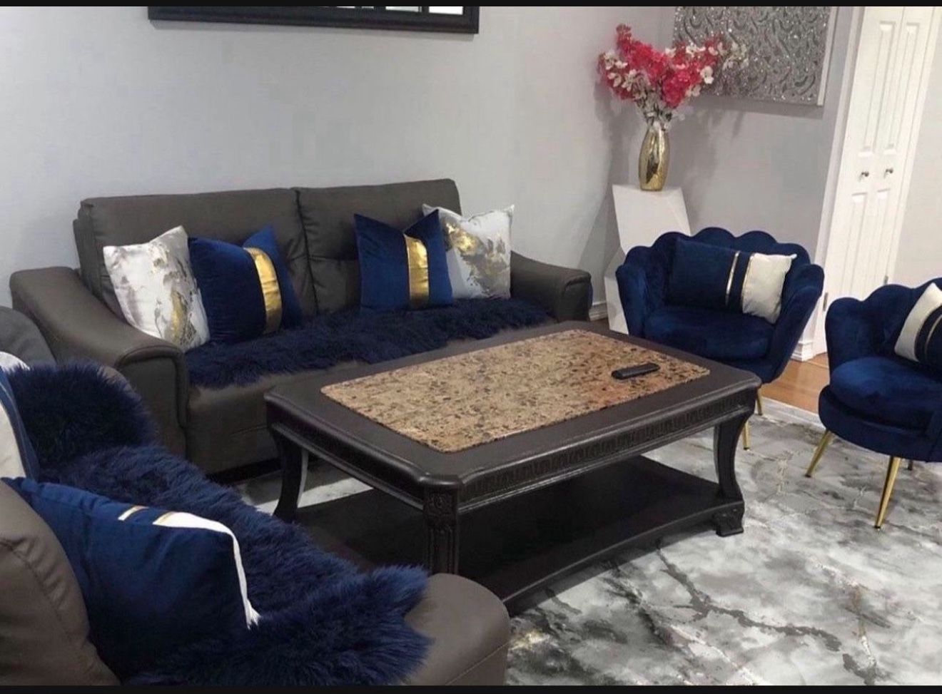 Astoria grand Coffee Table