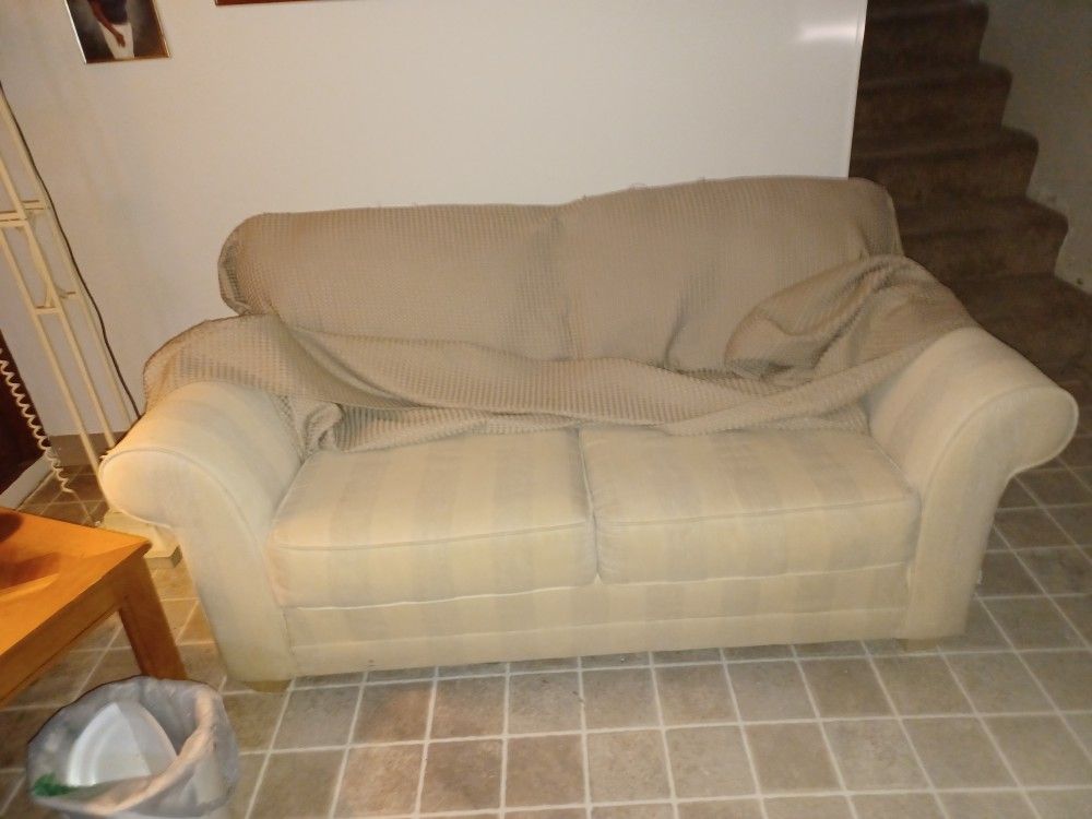 Love Seat 4 Two