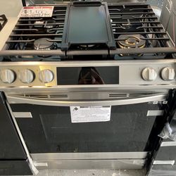 HUGE SAVINGS ON Samsung *New Scratch&Dent *Gas Stove 
