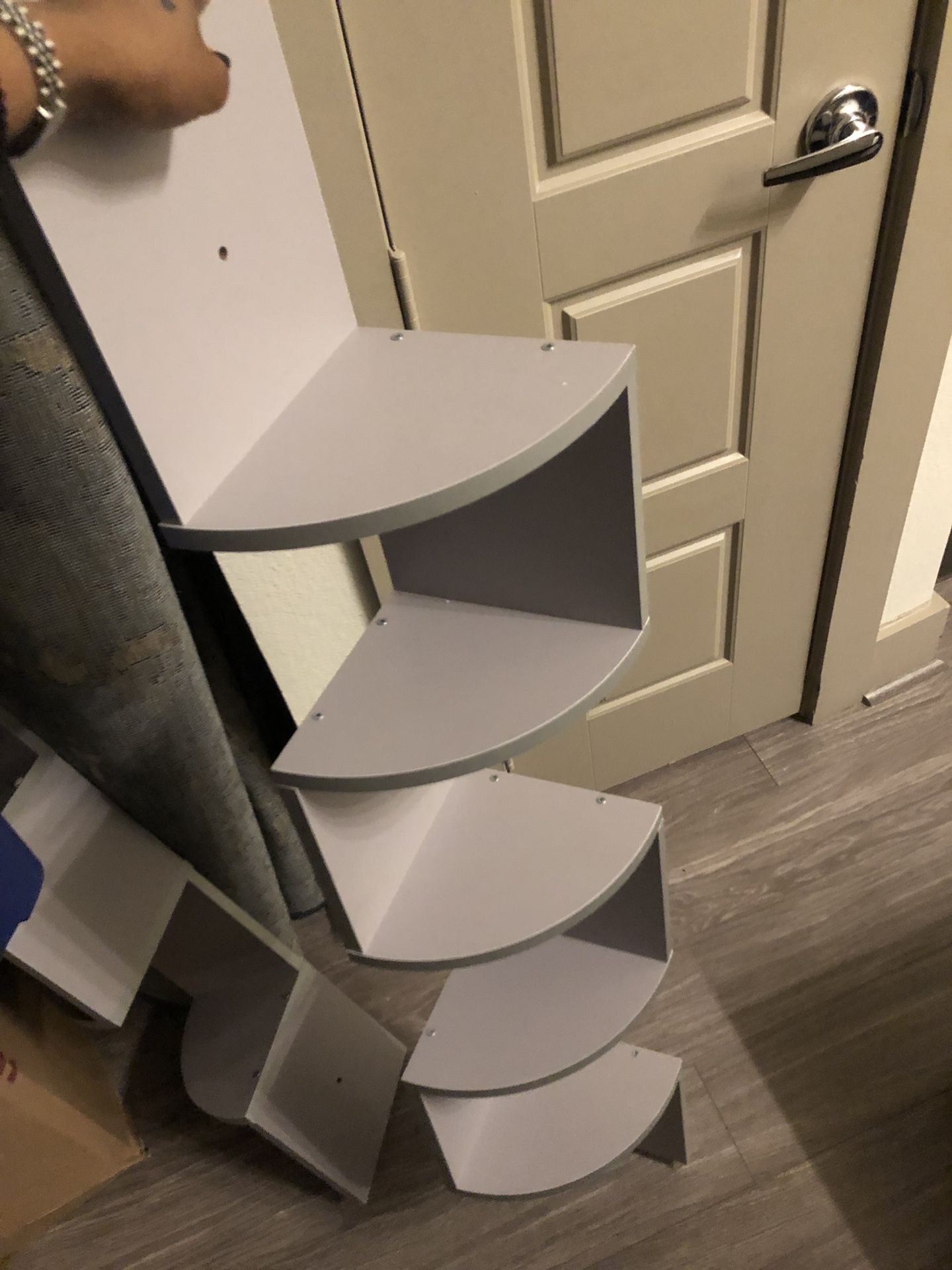 2 corner shelves(Grey)