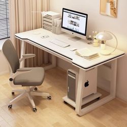 Computer/Gaming Desk
