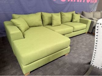 Lime green deep comfy sectional (reversible chaise)