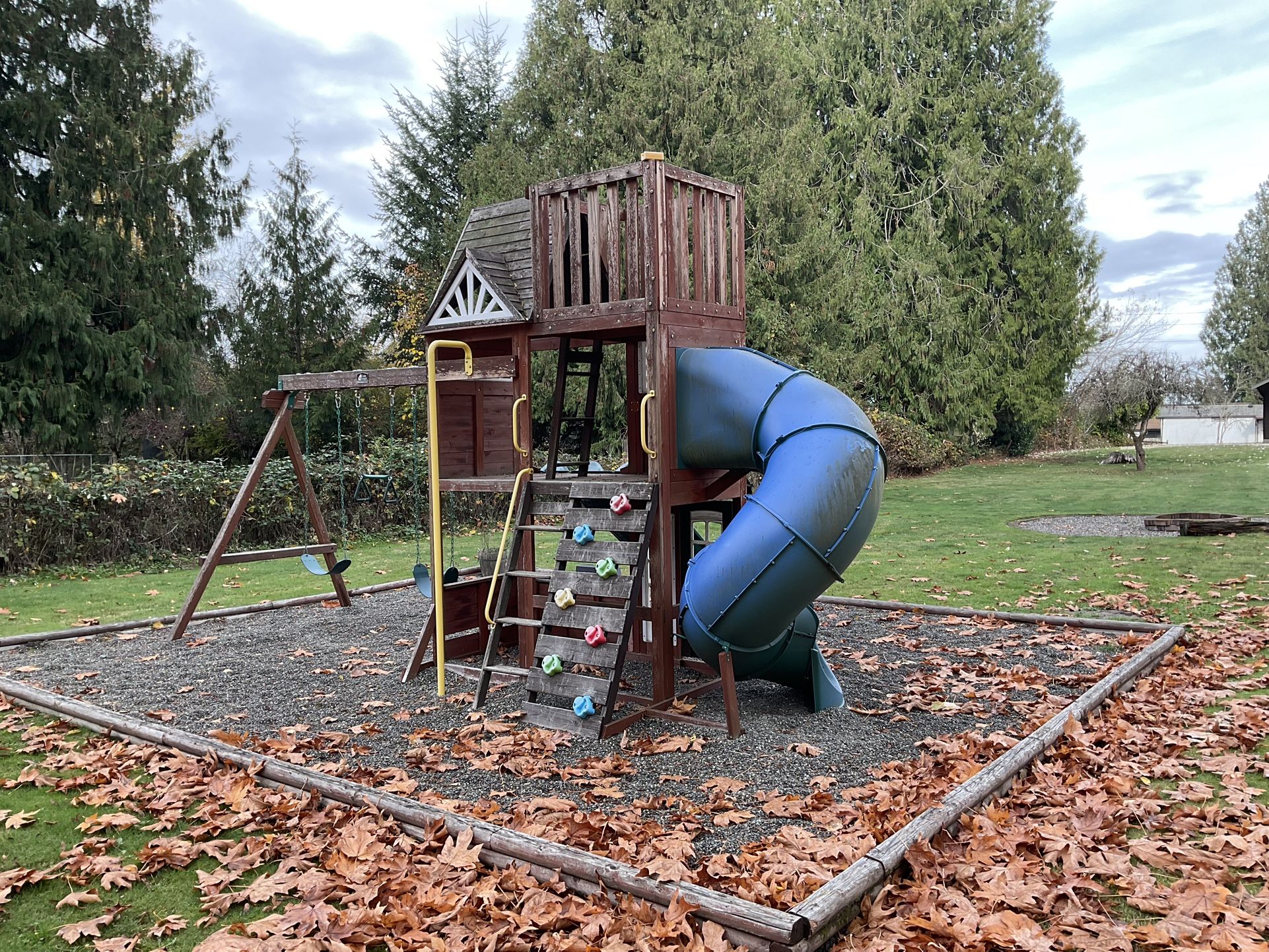 Out Door Play Gym Kids Kraft Swing Set Slides Climb Wall