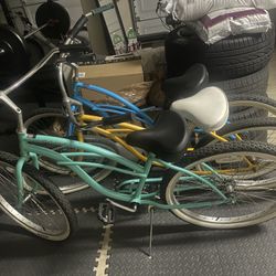 3 Cruiser Bikes Electra