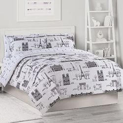 New King Comfy Reversible Paris Comforter Set of 11 