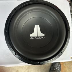 JL Audio  12”