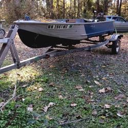 Aluminum Boat 