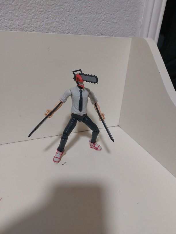 Chainsaw Man Toy