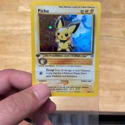 1st Edition Pichu 12/111 Neo Genesis Set Holo Rare Pokemon Card Swirl