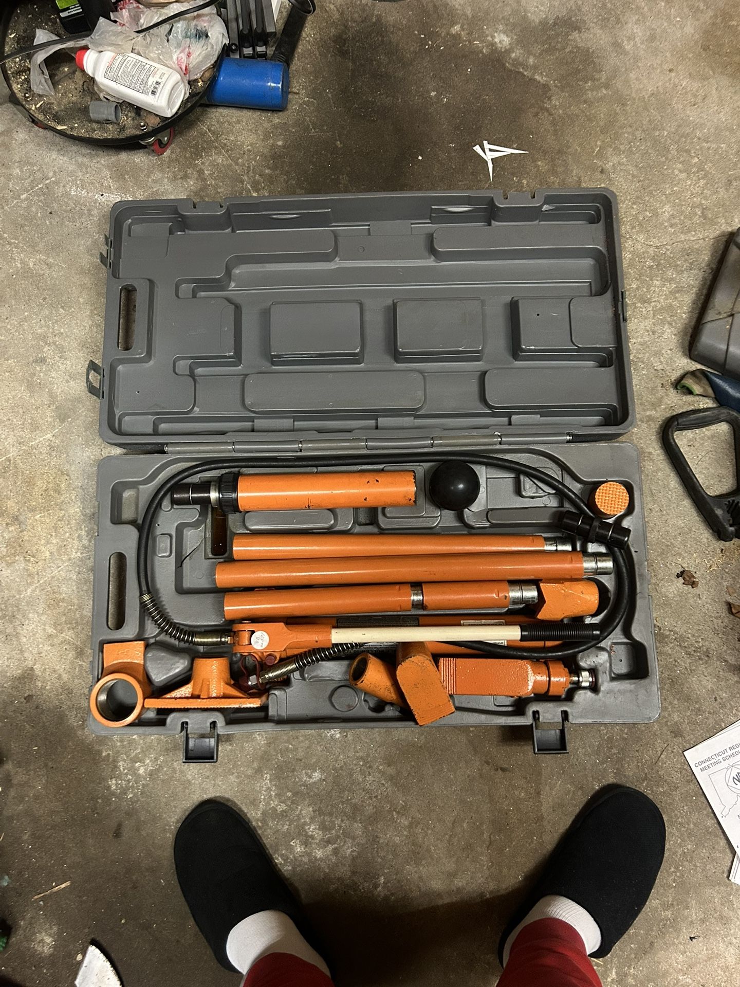 auto body frame puller straightener