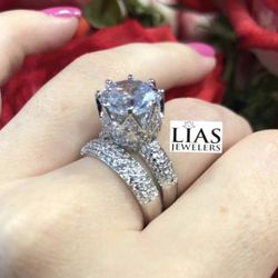 New 18k White Gold Wedding Ring Set 