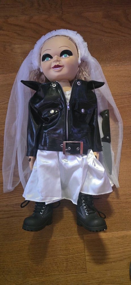 Chucky And Tiff Doll