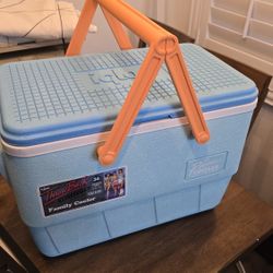 Igloo 90's Throwback Cooler