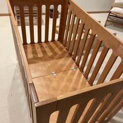 Bloom Max Solid Wood Crib