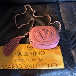 Valentino Cross Body Never Even Used Including Dust Bag