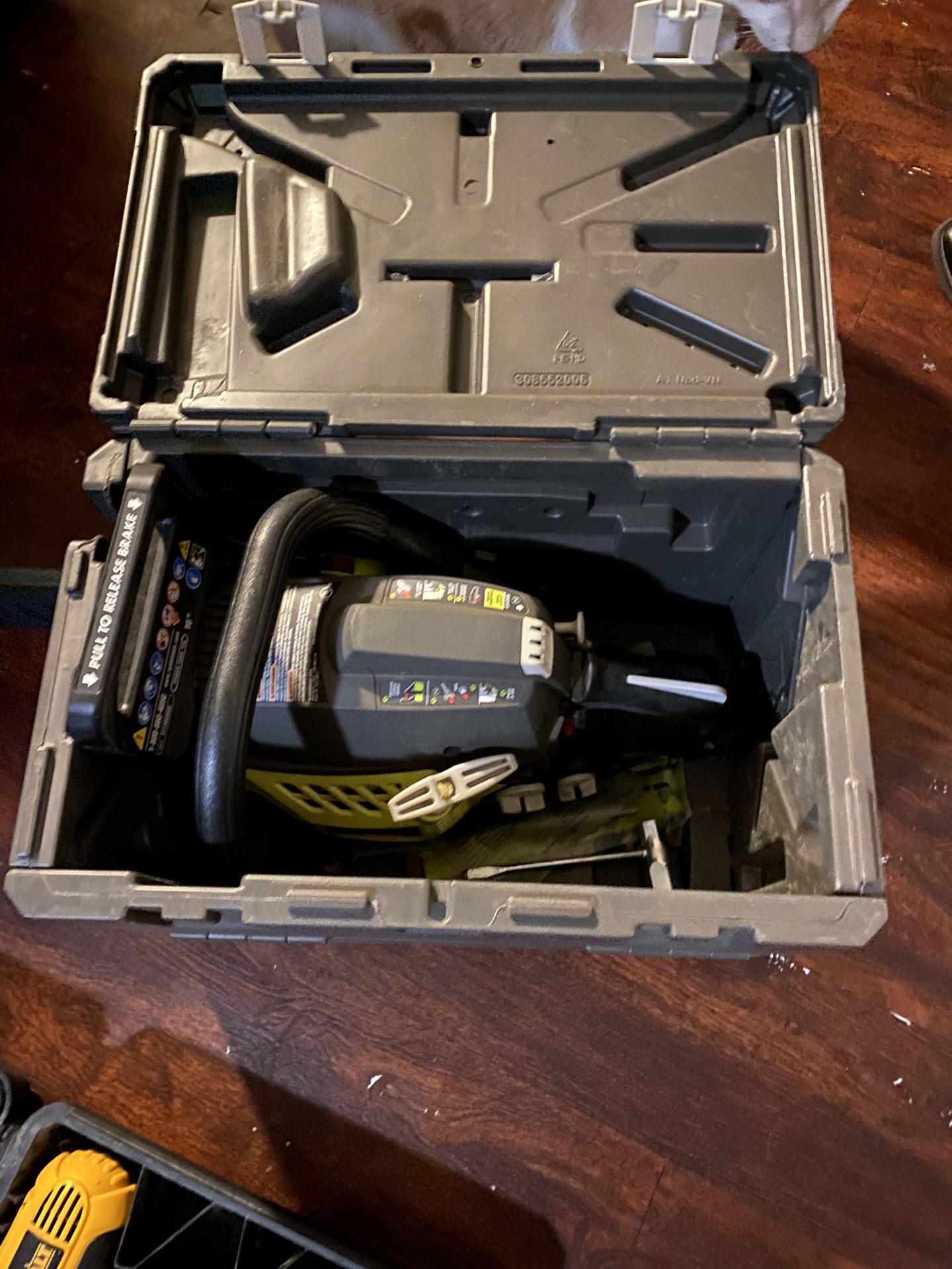 Ryobi, Chainsaw