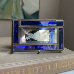 Vintage StainGlass & Mirrored Jewelry Box ( 5.2" x 3.2" ) firm on price 