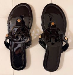 tory burch sandal